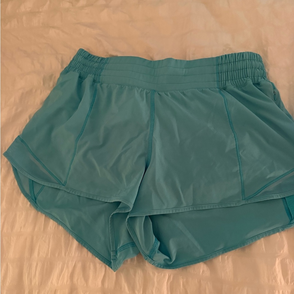 Lululemon Hotty Hot Electric Turquoise High Rise 2.5” Athletic Shorts